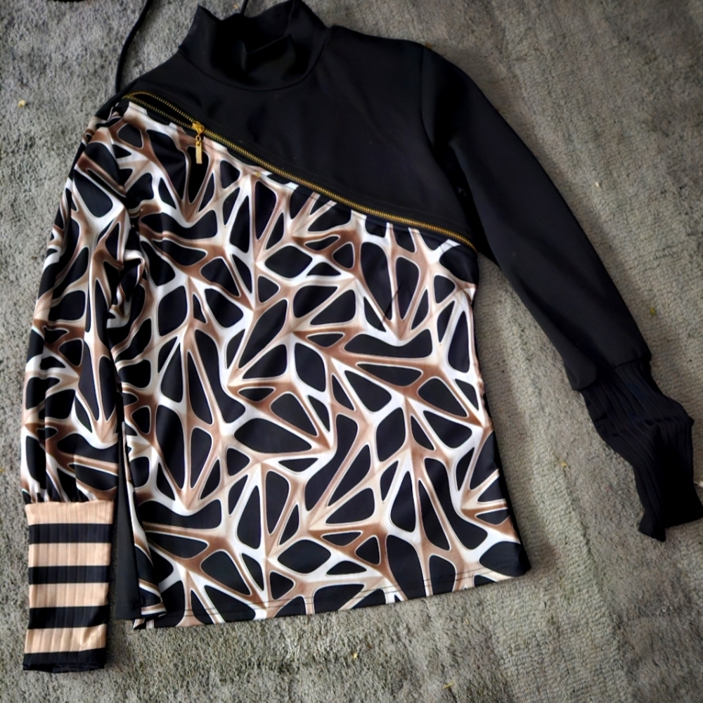 NWT Abstract top!
